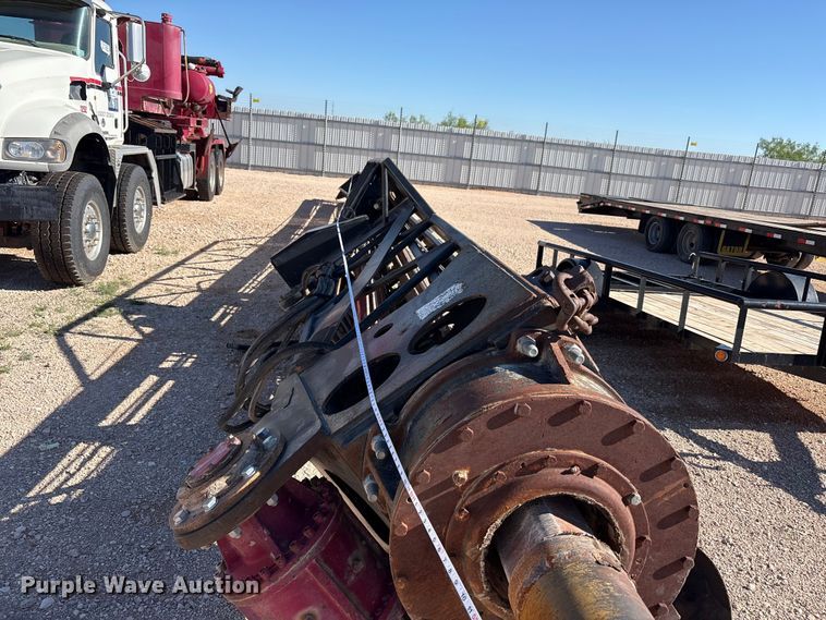 image for item YA3661 2013 Mack GU713 drilling rig truck