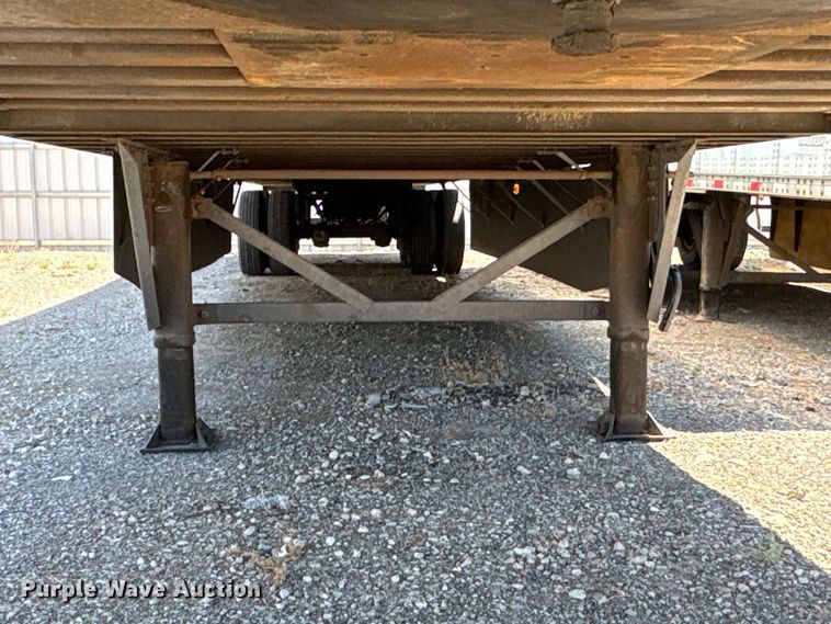 image for item YA3756 2015 Wabash  dry van trailer