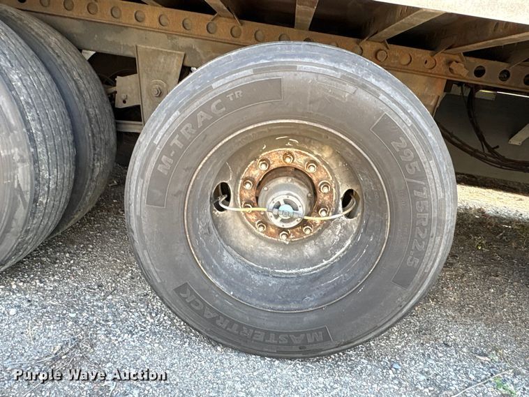 image for item YA3756 2015 Wabash  dry van trailer