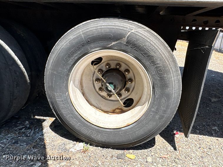 image for item YA3756 2015 Wabash  dry van trailer