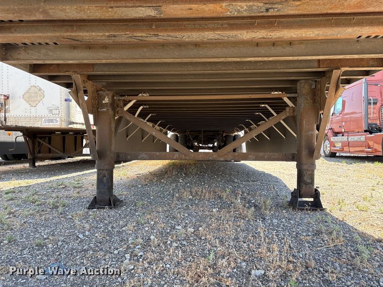 image for item YA3757 2015 Wabash dry van trailer