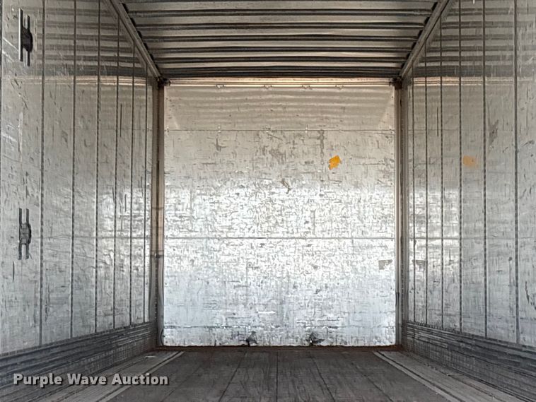 image for item YA3757 2015 Wabash dry van trailer
