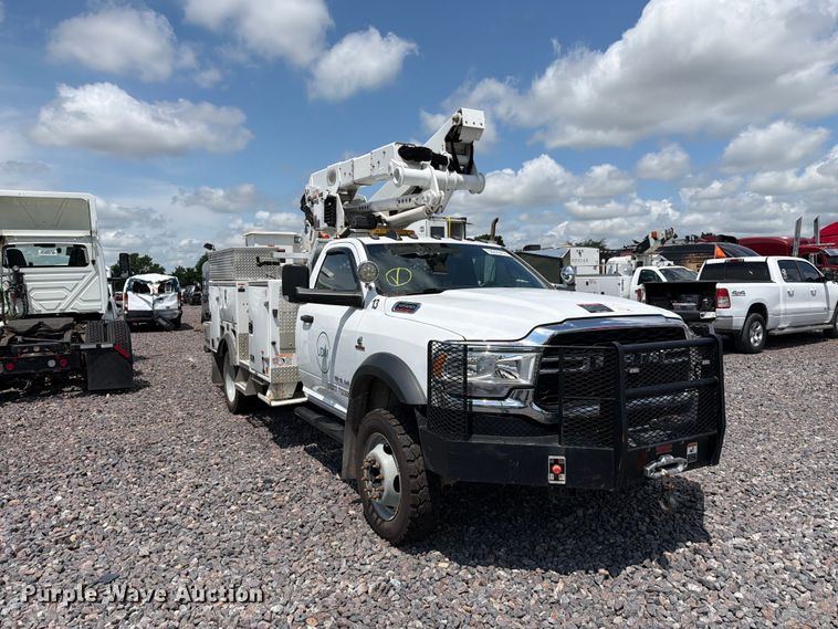 image for item YA3919 2022 RAM 5500HD bucket truck