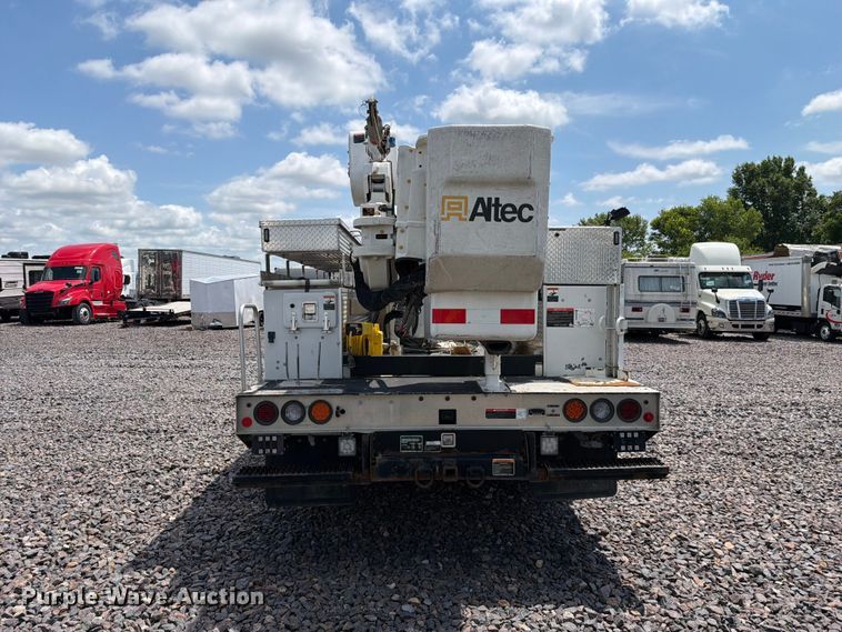 image for item YA3919 2022 RAM 5500HD bucket truck
