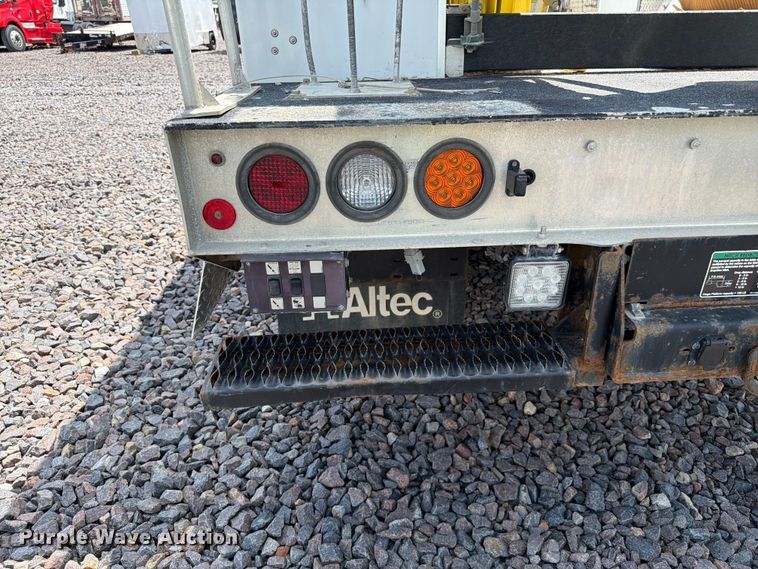 image for item YA3919 2022 RAM 5500HD bucket truck