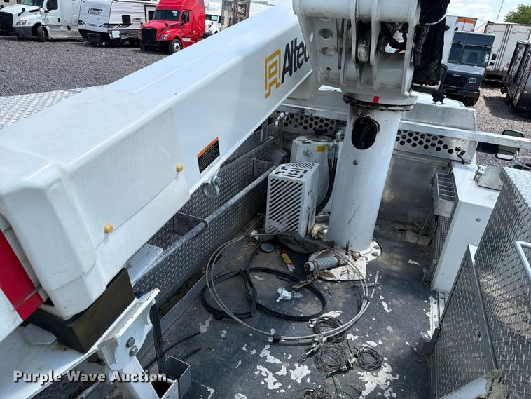image for item YA3919 2022 RAM 5500HD bucket truck