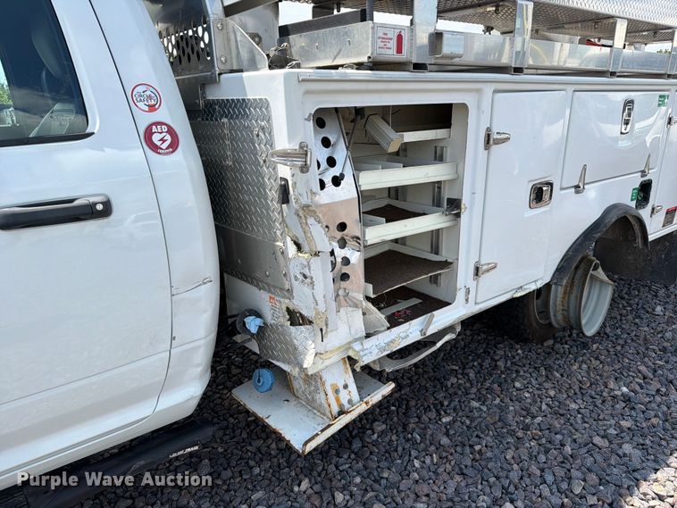 image for item YA3919 2022 RAM 5500HD bucket truck
