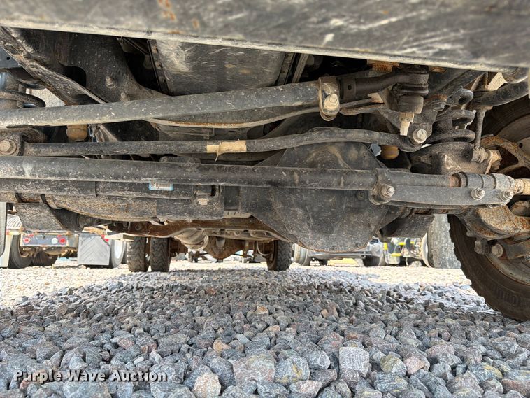 image for item YA3919 2022 RAM 5500HD bucket truck