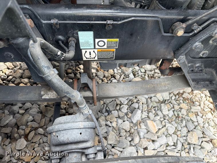 image for item YA3949 2020 Kenworth T680 semi truck