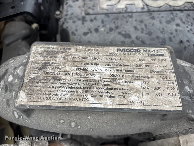 image for item YA3964 2019 Kenworth T680 semi truck