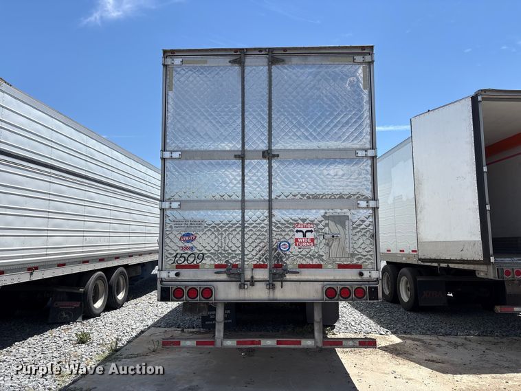 image for item YA3990 2020 Utility S-600 refrigerated van trailer