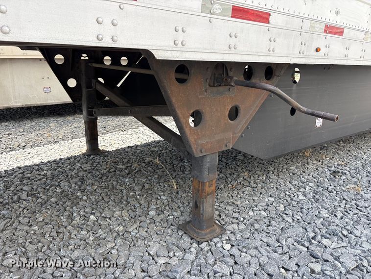 image for item YA3990 2020 Utility S-600 refrigerated van trailer