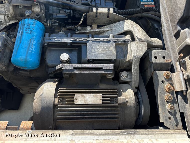 image for item YA3990 2020 Utility S-600 refrigerated van trailer