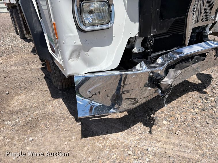 2026 Peterbilt 520