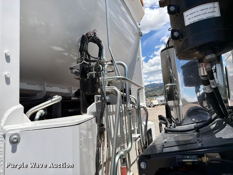2026 Peterbilt 520