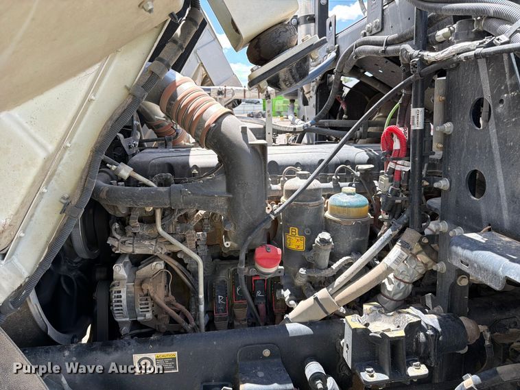 2026 Peterbilt 520
