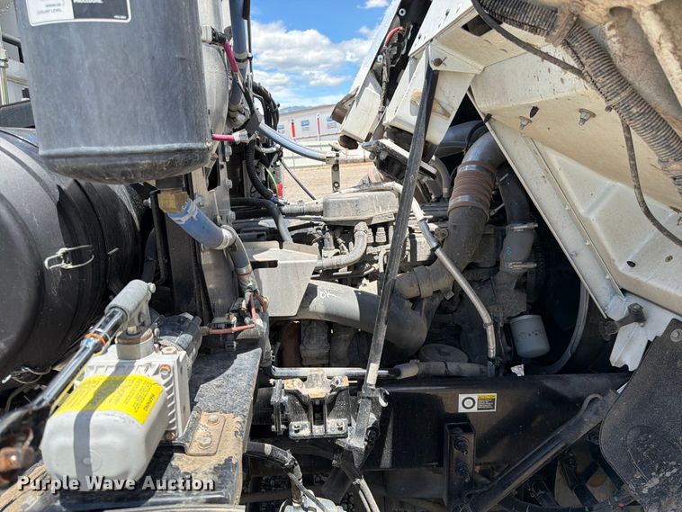 2026 Peterbilt 520