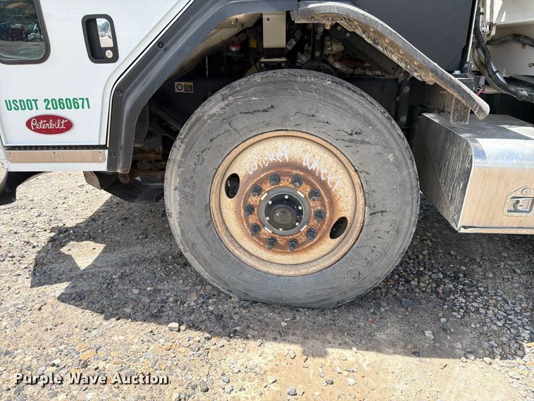 2026 Peterbilt 520