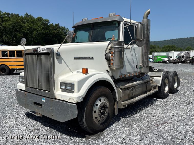 2021 Western Star 4900 semi truck