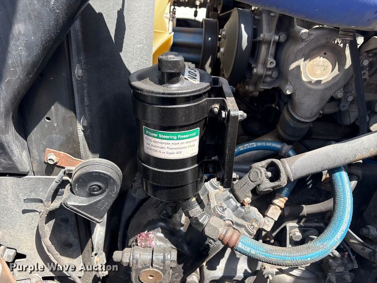 image for item YA4048 2021 Western Star 4900 semi truck
