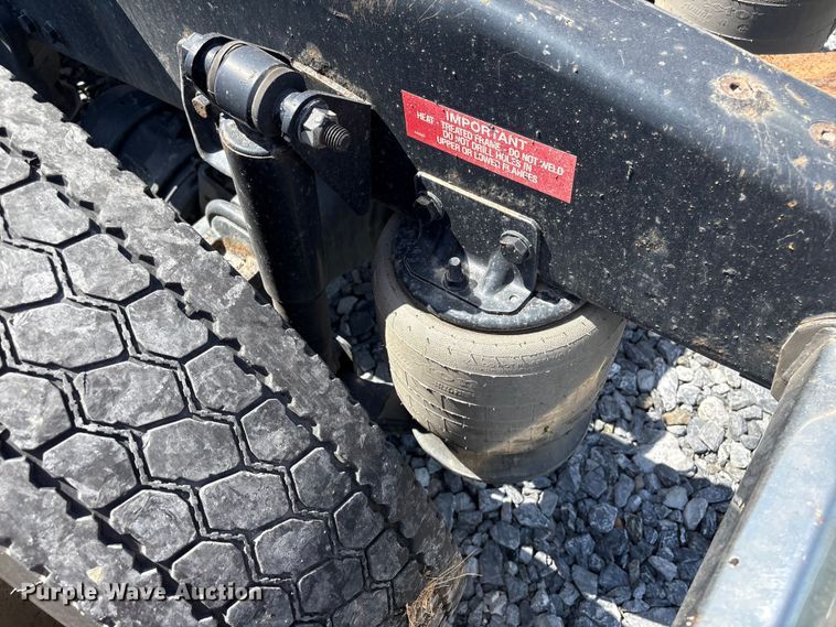 image for item YA4048 2021 Western Star 4900 semi truck