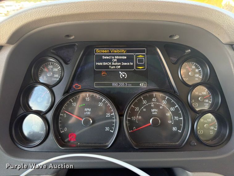 image for item YA4059 2017 Peterbilt 579 semi truck