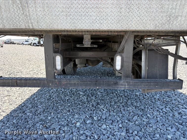 image for item YA4063 2020 International MV607 box truck