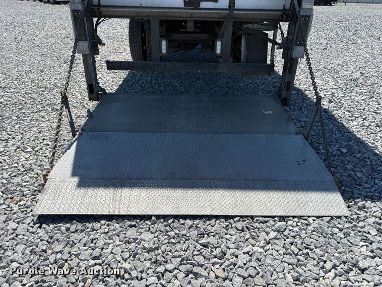 image for item YA4063 2020 International MV607 box truck
