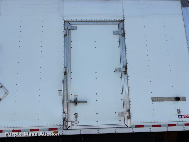 image for item YA4063 2020 International MV607 box truck