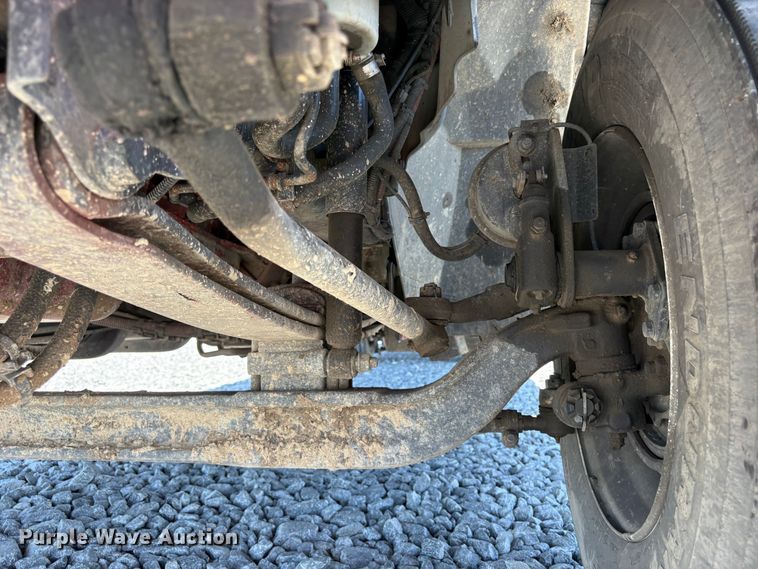 image for item YA4063 2020 International MV607 box truck
