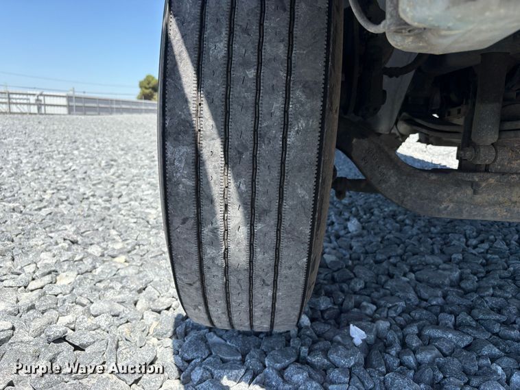 image for item YA4063 2020 International MV607 box truck