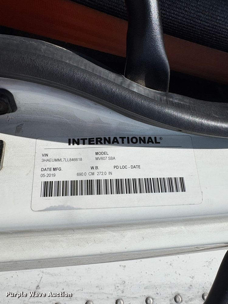 image for item YA4063 2020 International MV607 box truck