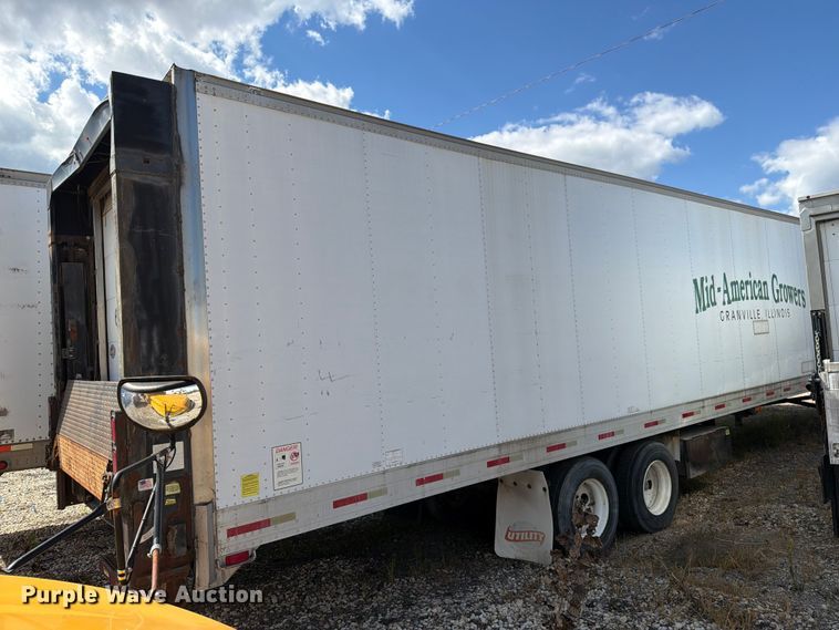 image for item YA4117 2001 Utility VS2RX dry van trailer