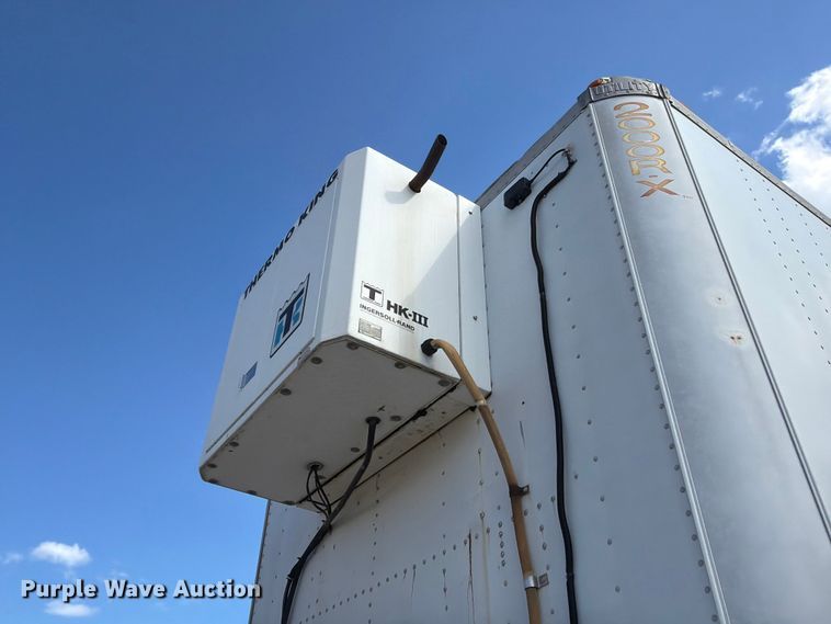 image for item YA4117 2001 Utility VS2RX dry van trailer