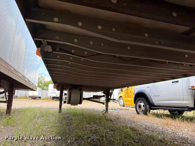 image for item YA4117 2001 Utility VS2RX dry van trailer