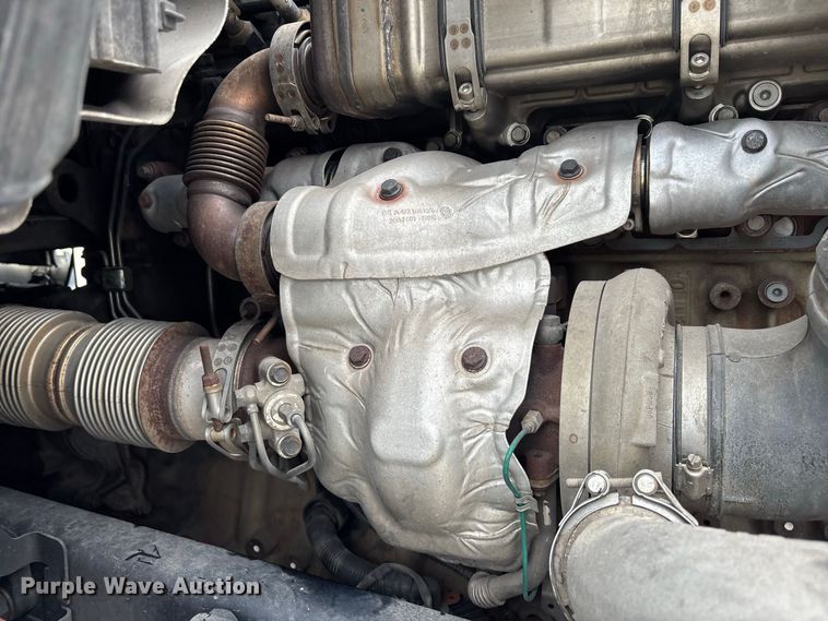 image for item YA4134 2021 Freightliner Cascadia 126 semi truck