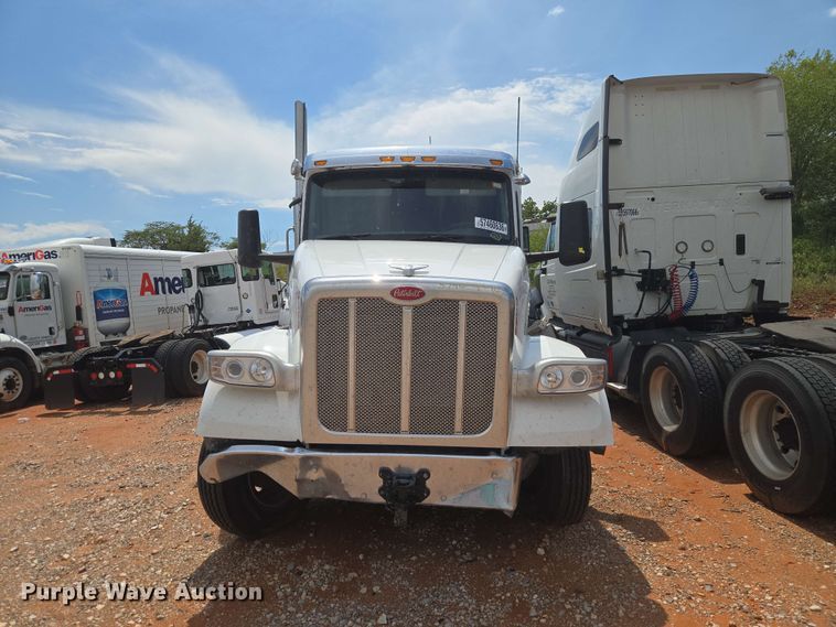 image for item YA4148 2023 Peterbilt 567 semi truck