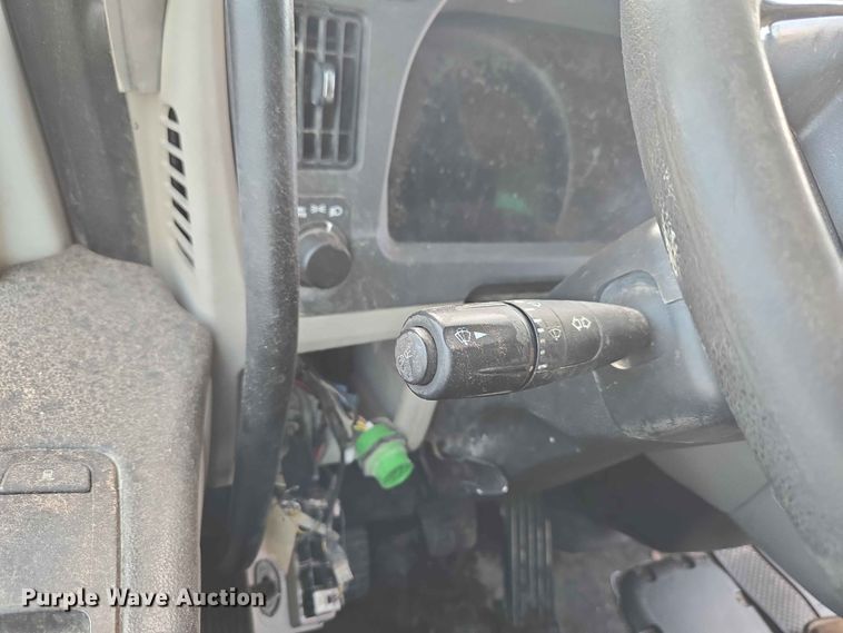 image for item YA4148 2023 Peterbilt 567 semi truck