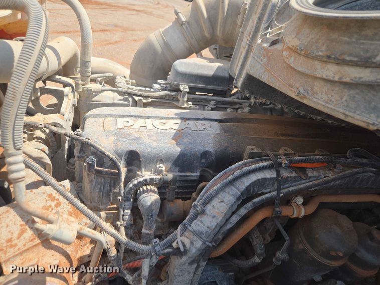 image for item YA4148 2023 Peterbilt 567 semi truck