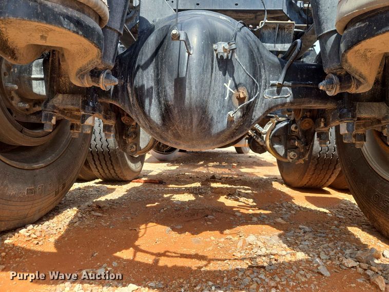 image for item YA4148 2023 Peterbilt 567 semi truck