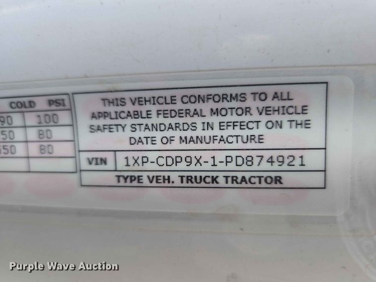 image for item YA4148 2023 Peterbilt 567 semi truck