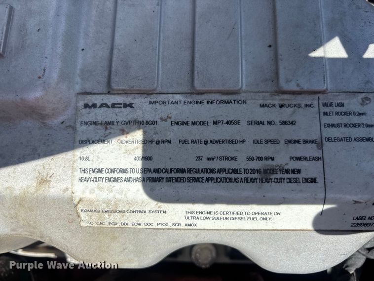 image for item YA4208 2017 Mack CXU613 semi truck