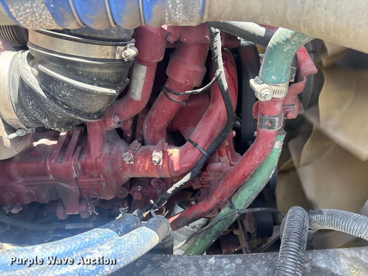 image for item YA4208 2017 Mack CXU613 semi truck