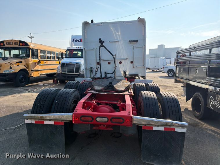 image for item YA4301 2021 Peterbilt 389 semi truck