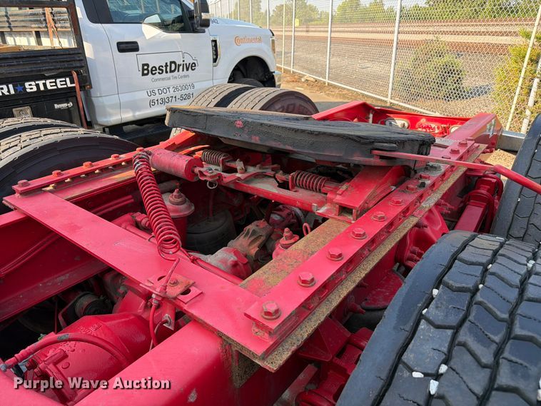 image for item YA4301 2021 Peterbilt 389 semi truck