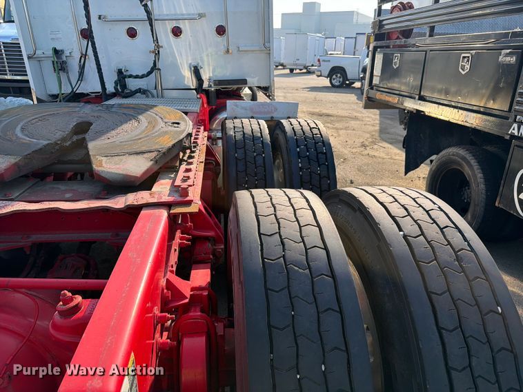 image for item YA4301 2021 Peterbilt 389 semi truck