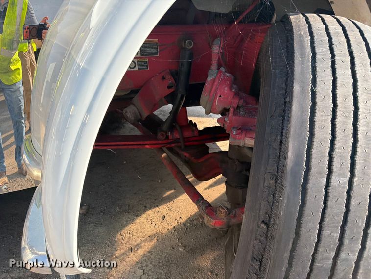 image for item YA4301 2021 Peterbilt 389 semi truck