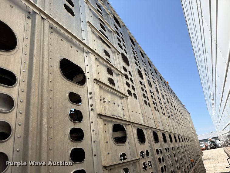 image for item YA4339 2010 Wilson PSDCL 402 livestock trailer
