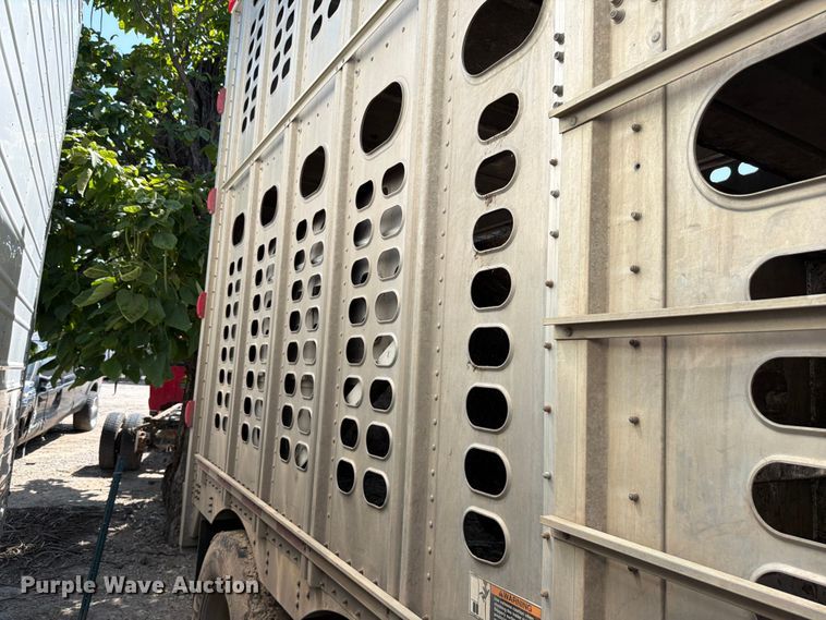 image for item YA4339 2010 Wilson PSDCL 402 livestock trailer