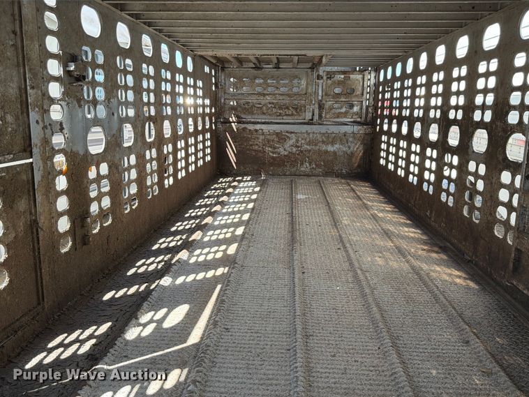 image for item YA4339 2010 Wilson PSDCL 402 livestock trailer